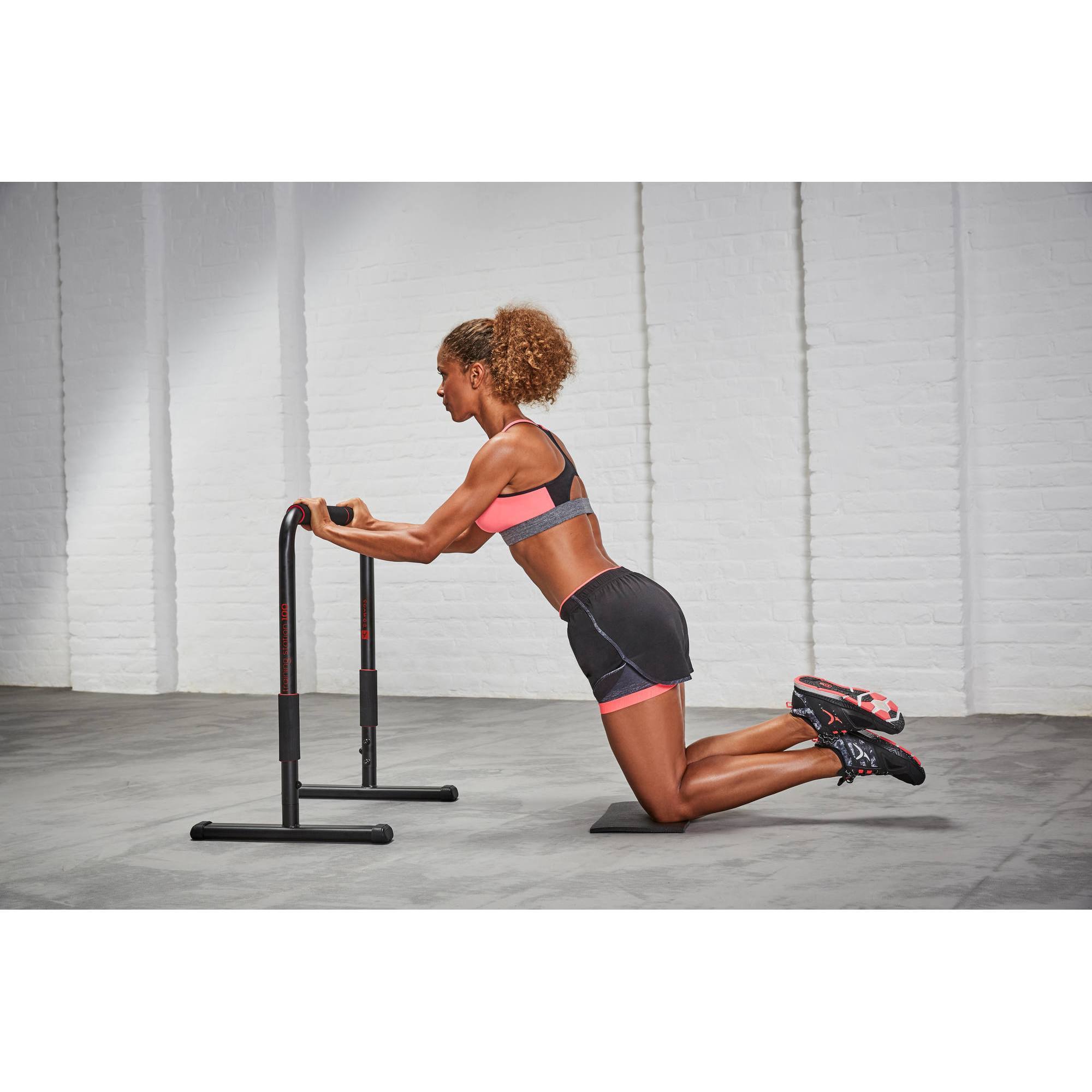 Station pour dips training station 100 - Clubs Station pour dips training station 100 - Clubs